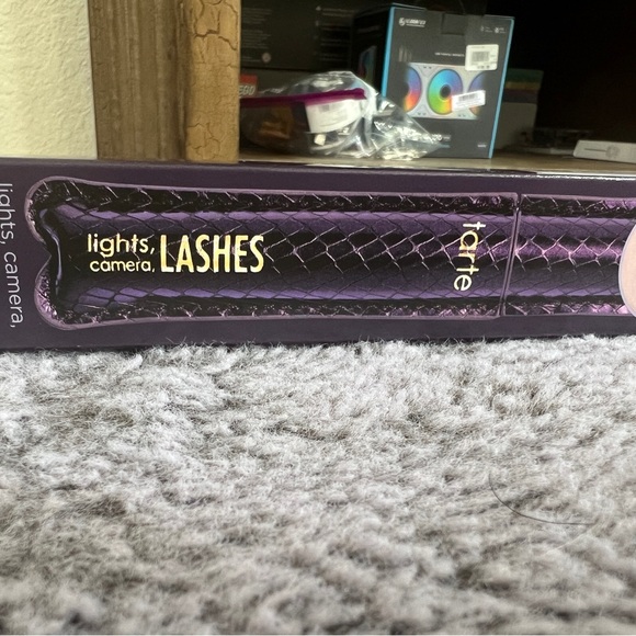 Tarts Lights, Camera, Splashes Waterproof Mascara - Picture 5 of 5